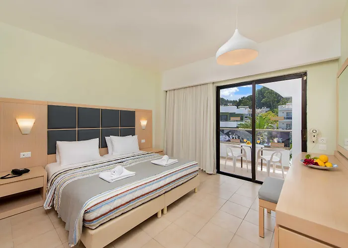 Sunny Days Ixia (Rhodes)