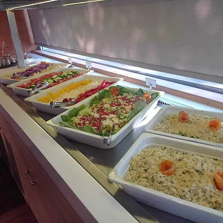 ホテル Sunny Days 4*