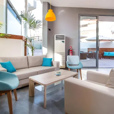 Sunny Days Hotel