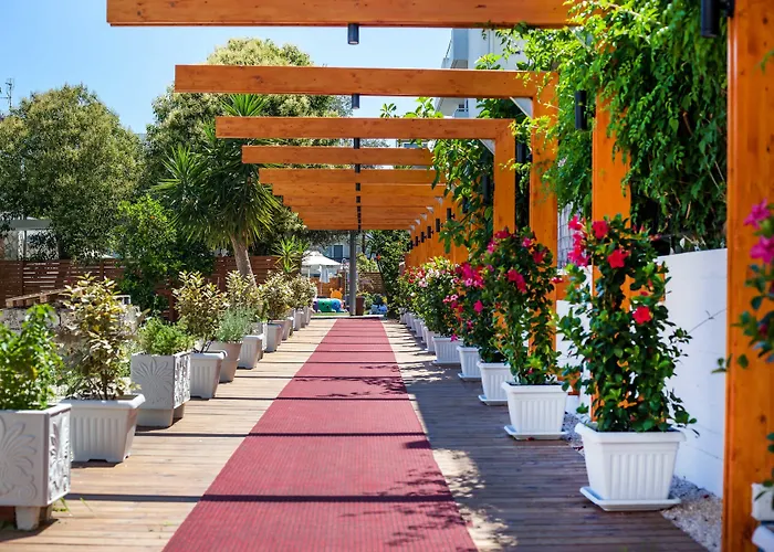 Sunny Days Hotel Ixia (Rhodes)